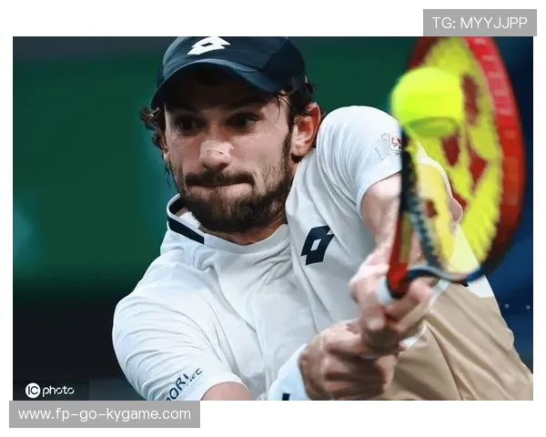 德约科维奇精准发球，轻松取胜摩纳哥