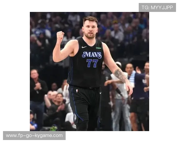 东契奇突分再助攻，独行侠连续制造机会